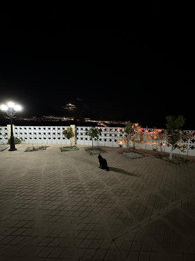 Villa Carmen เนร์คา ภายนอก รูปภาพ